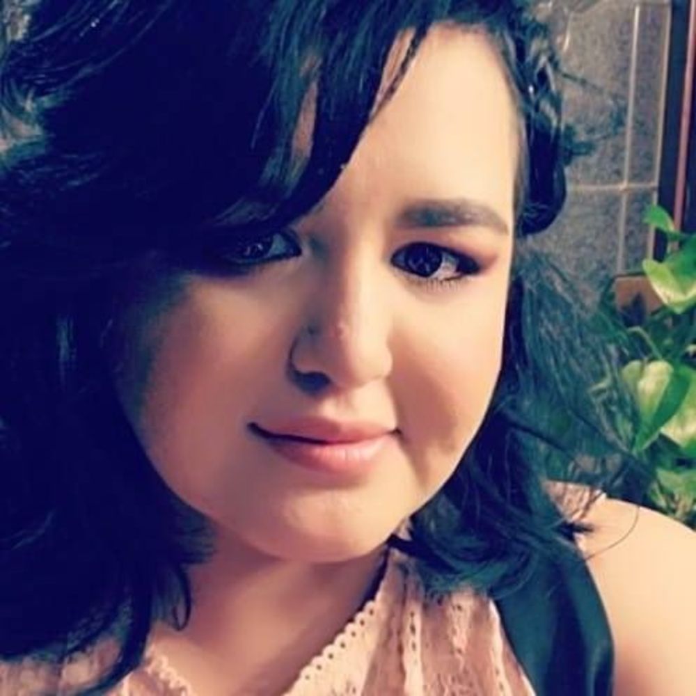 Meet your Posher, Mayra